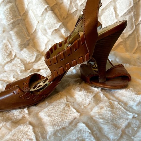 Size 10 Michael Kors shoes for sale - Picture 2 of 3